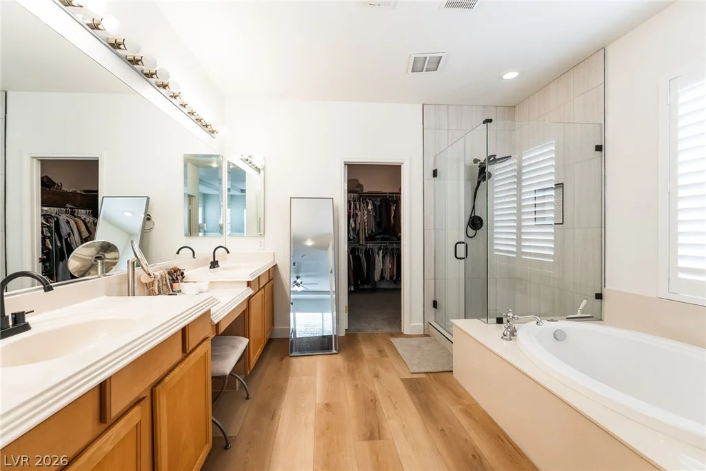 8101 Mountain Forest, Las Vegas, NV 89129
