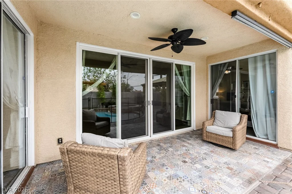 8101 Mountain Forest, Las Vegas, NV 89129