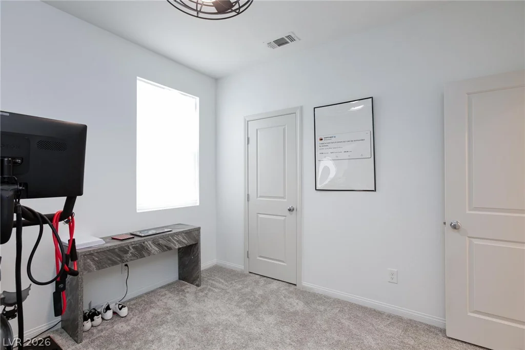 10144 Kings Amethyst, Las Vegas, NV 89141
