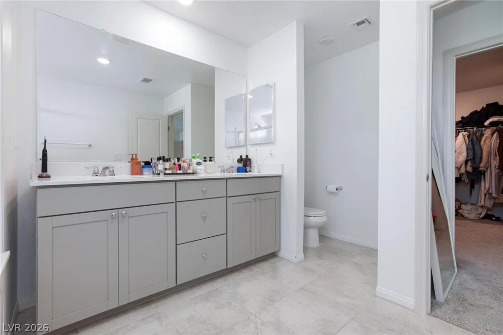 10144 Kings Amethyst, Las Vegas, NV 89141