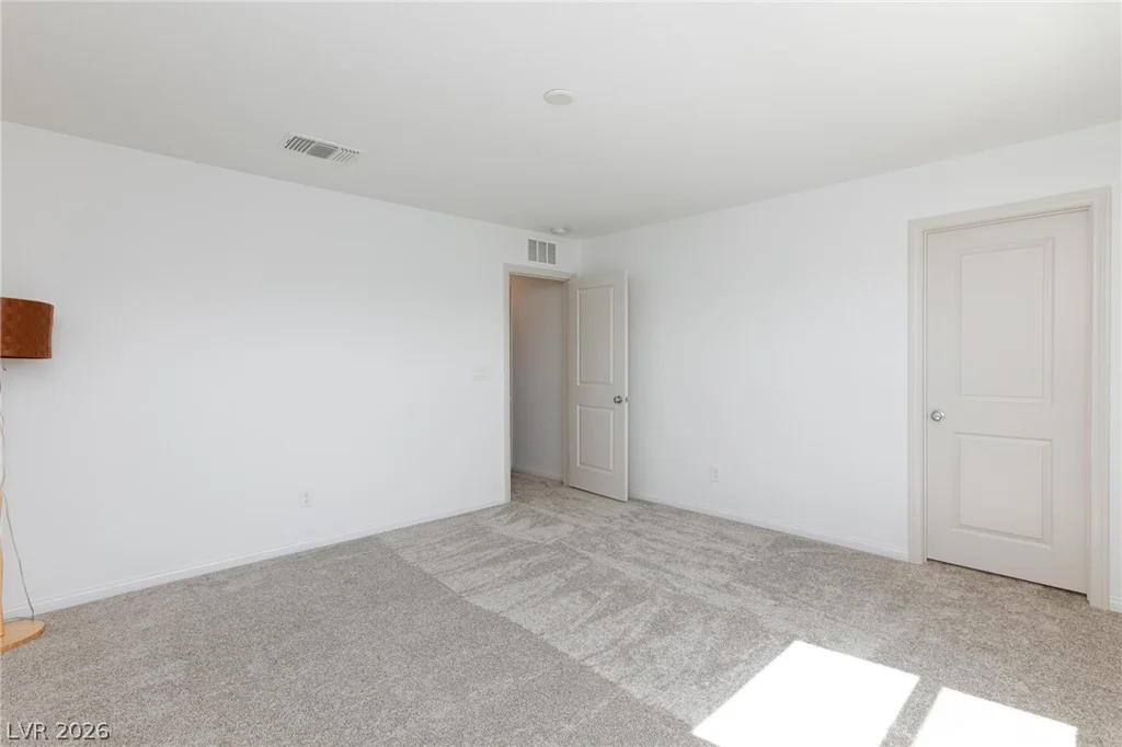 10144 Kings Amethyst, Las Vegas, NV 89141