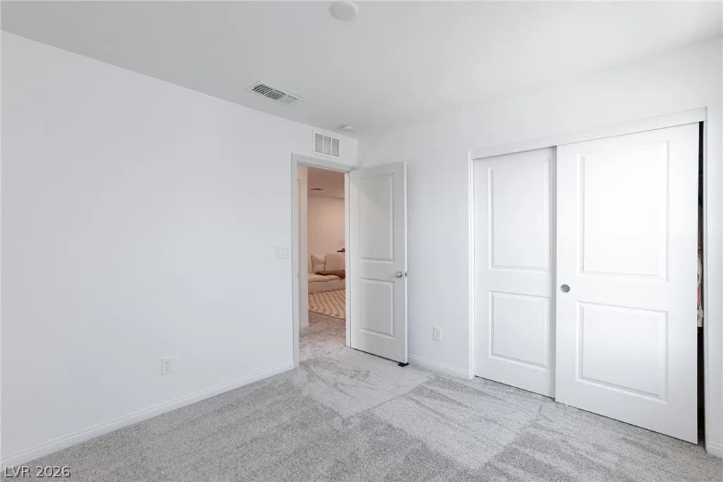 10144 Kings Amethyst, Las Vegas, NV 89141