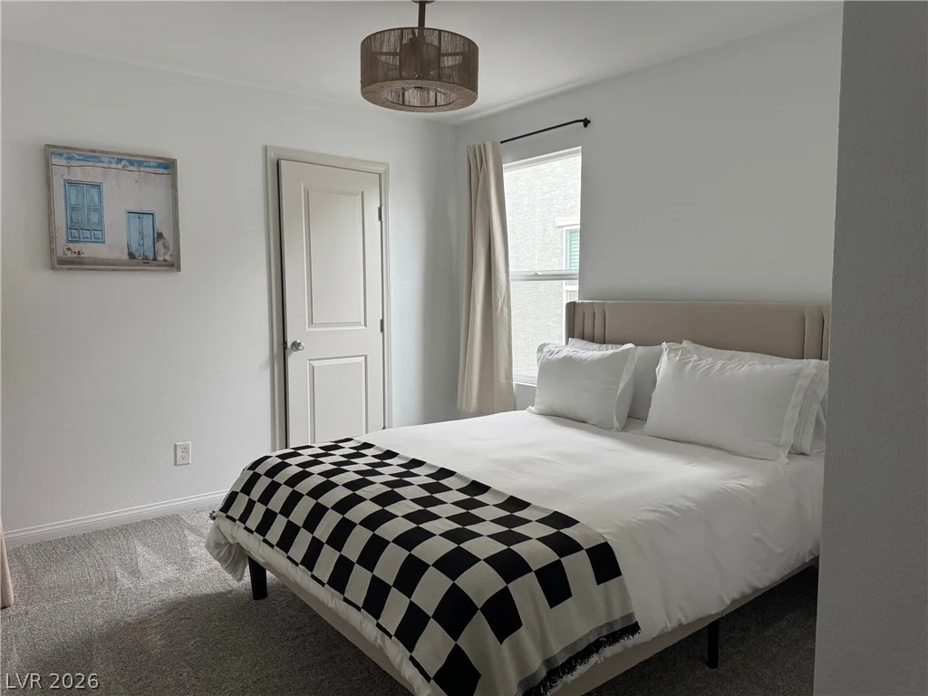 10144 Kings Amethyst, Las Vegas, NV 89141