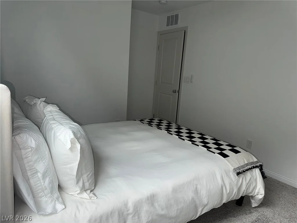 10144 Kings Amethyst, Las Vegas, NV 89141