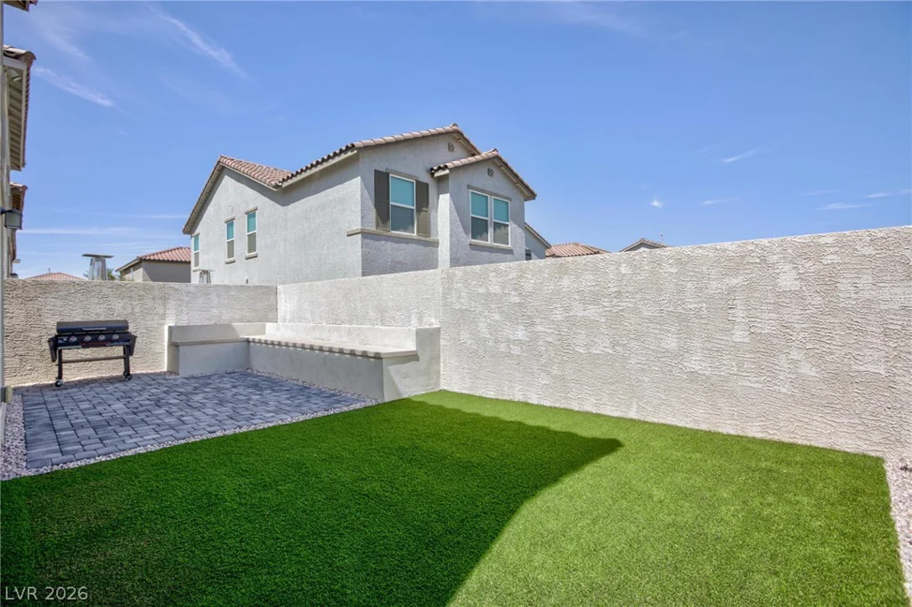 10144 Kings Amethyst, Las Vegas, NV 89141