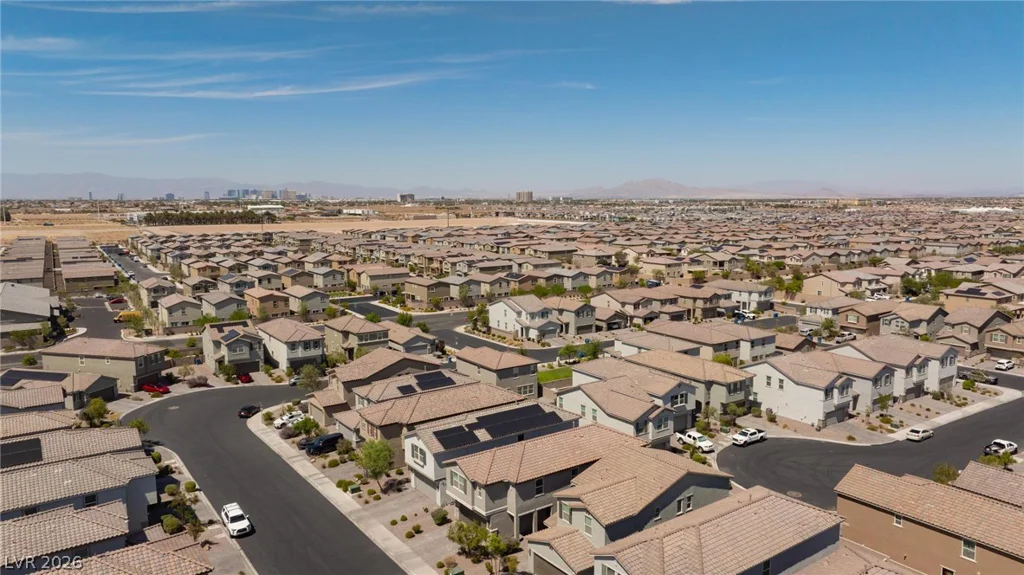 10144 Kings Amethyst, Las Vegas, NV 89141