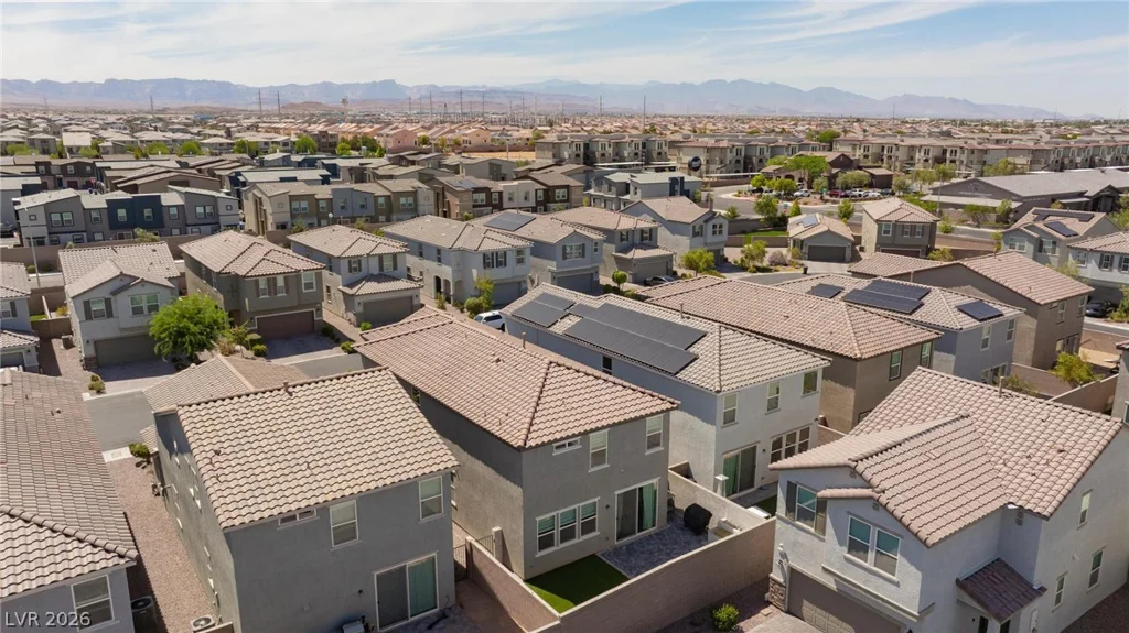 10144 Kings Amethyst, Las Vegas, NV 89141