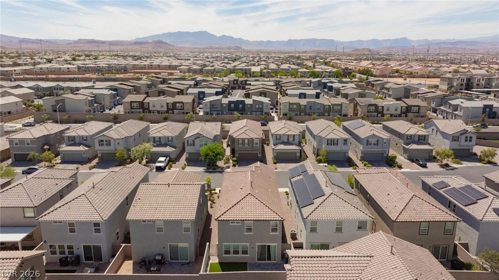 10144 Kings Amethyst, Las Vegas, NV 89141