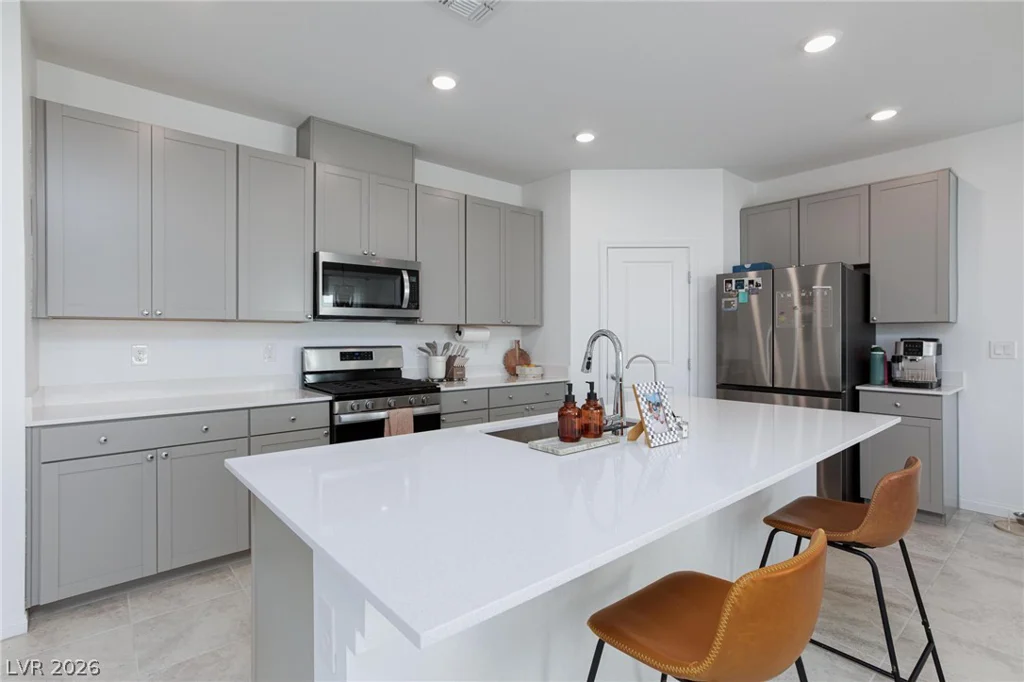 10144 Kings Amethyst, Las Vegas, NV 89141
