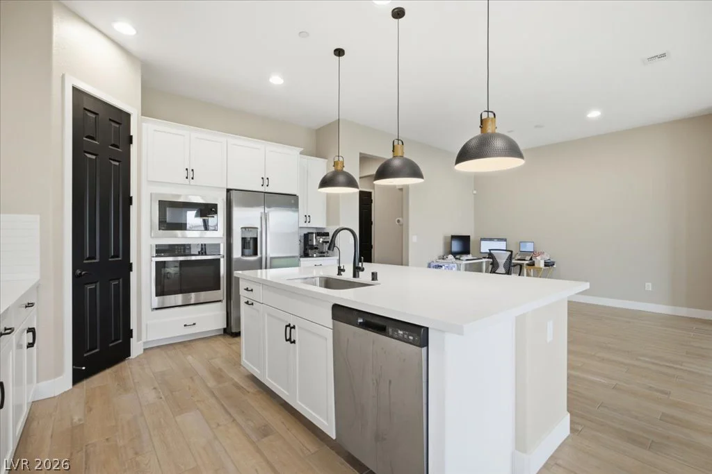 6452 Peace Dove, Las Vegas, NV 89130