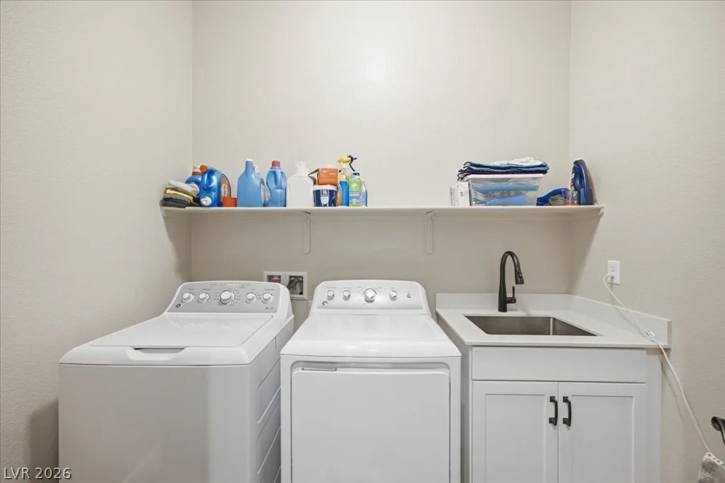 6452 Peace Dove, Las Vegas, NV 89130