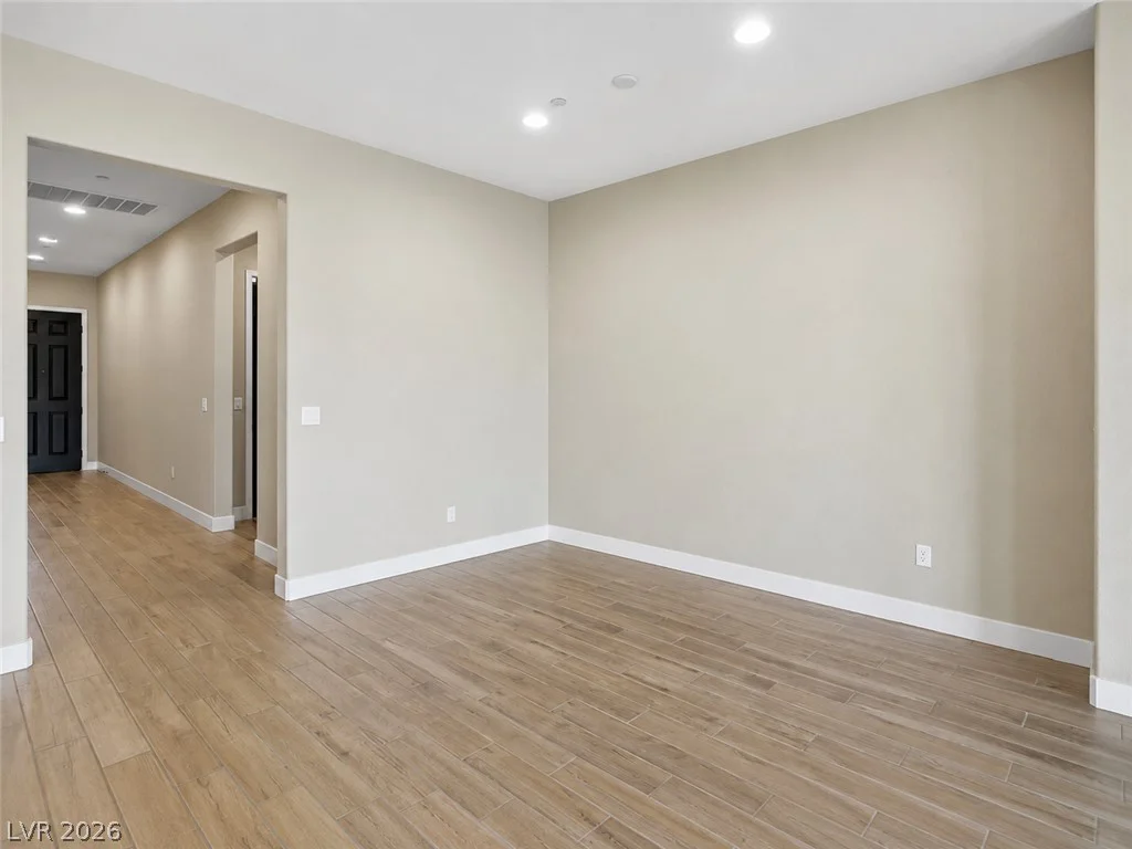 6452 Peace Dove, Las Vegas, NV 89130
