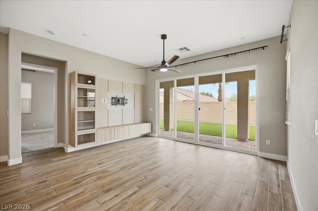 6452 Peace Dove, Las Vegas, NV 89130