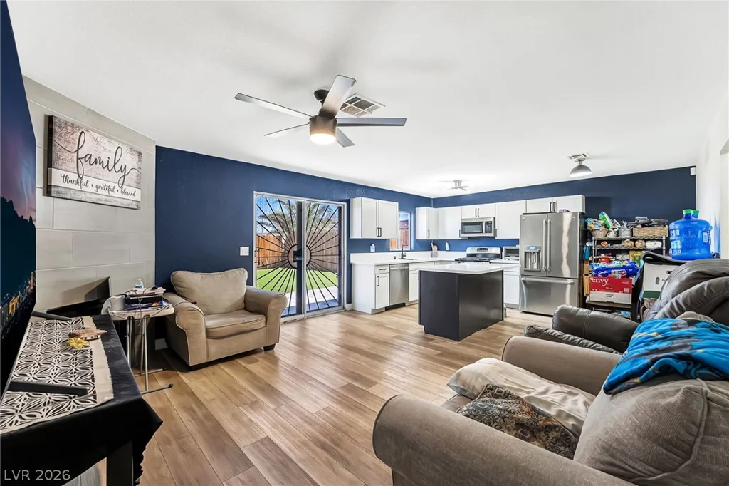 525 Zuber, Henderson, NV 89011