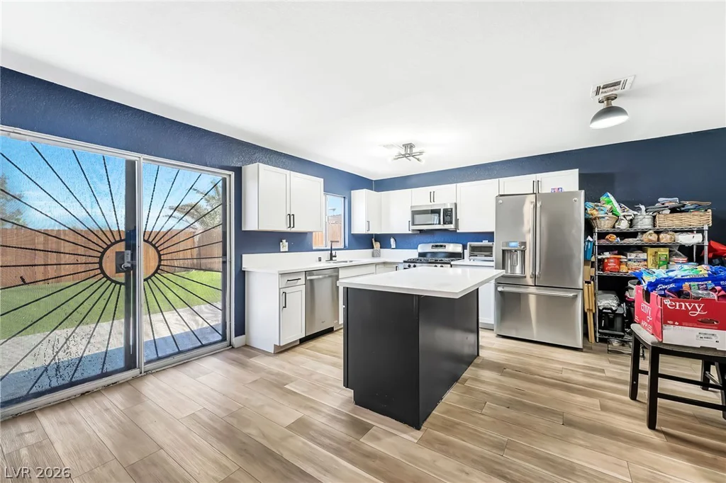 525 Zuber, Henderson, NV 89011
