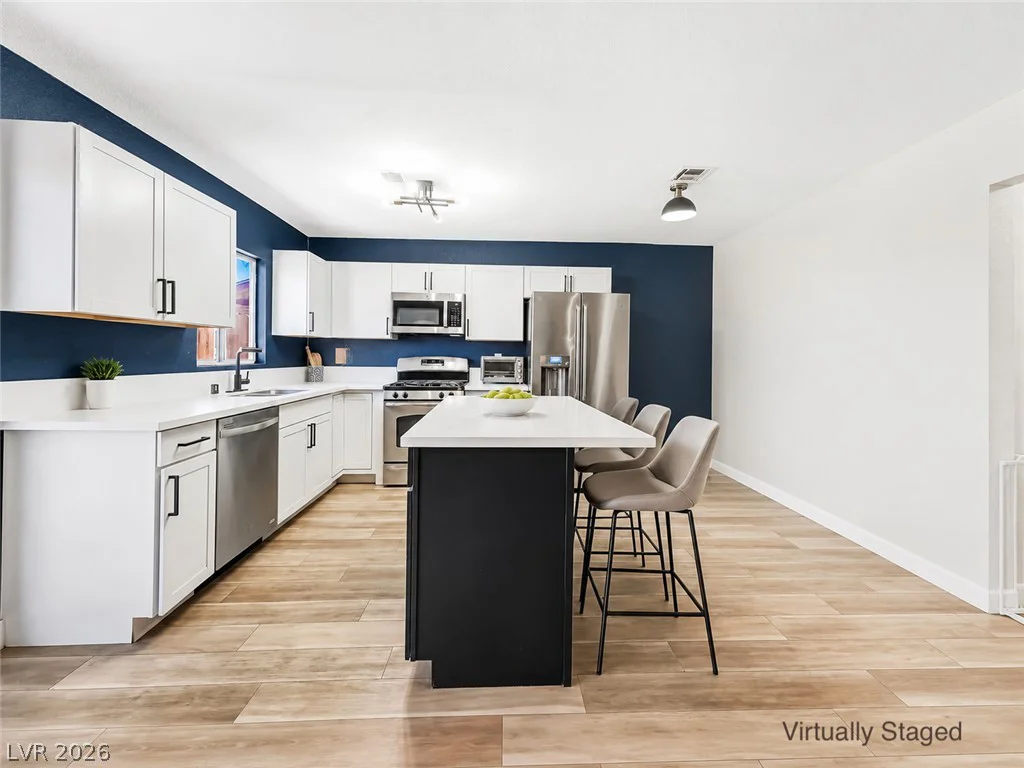 525 Zuber, Henderson, NV 89011