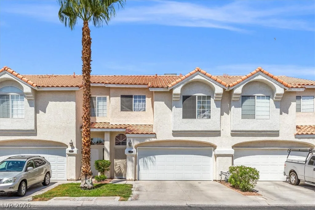 5267 Sunny Beach, Las Vegas, NV 89118