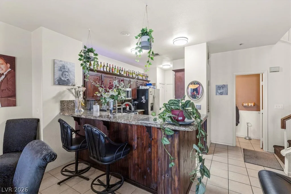 5267 Sunny Beach, Las Vegas, NV 89118