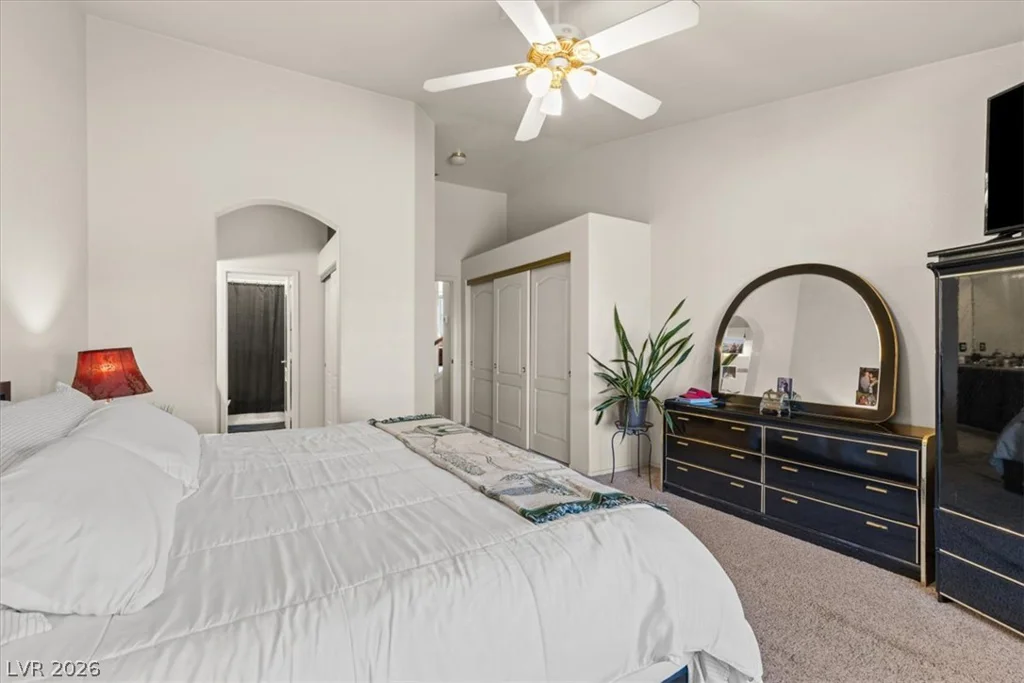 5267 Sunny Beach, Las Vegas, NV 89118