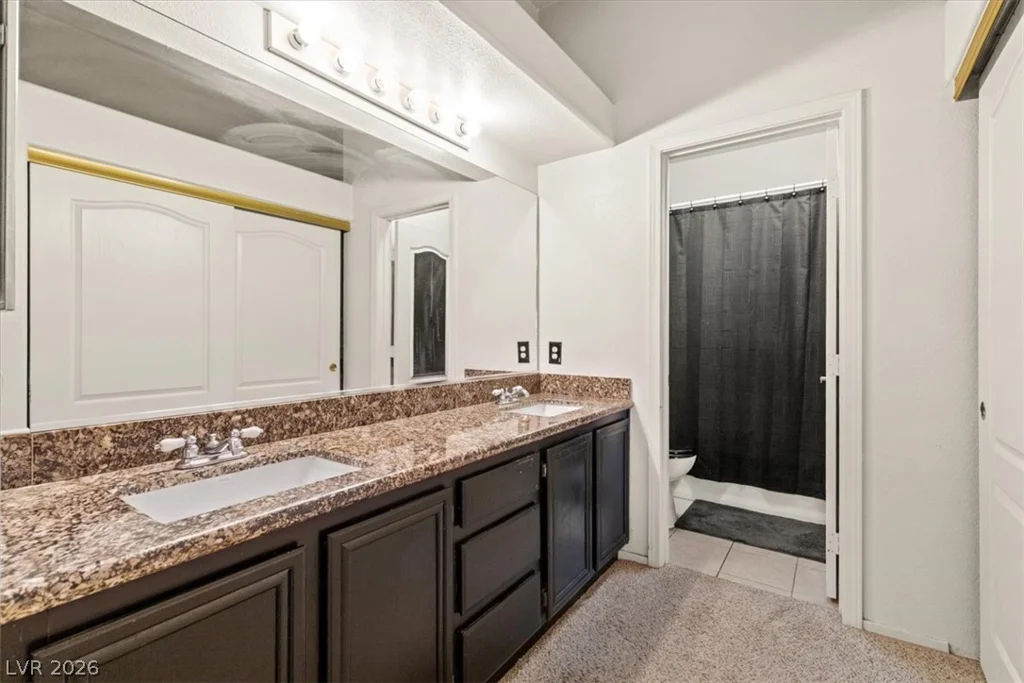 5267 Sunny Beach, Las Vegas, NV 89118