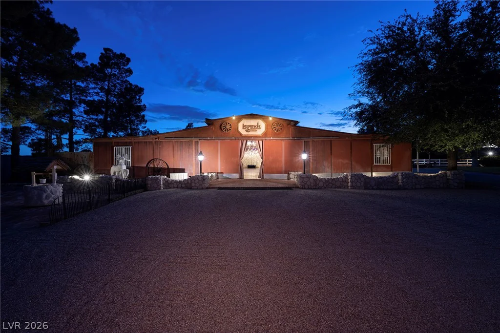 8213 Rancho Destino, Las Vegas, NV 89123