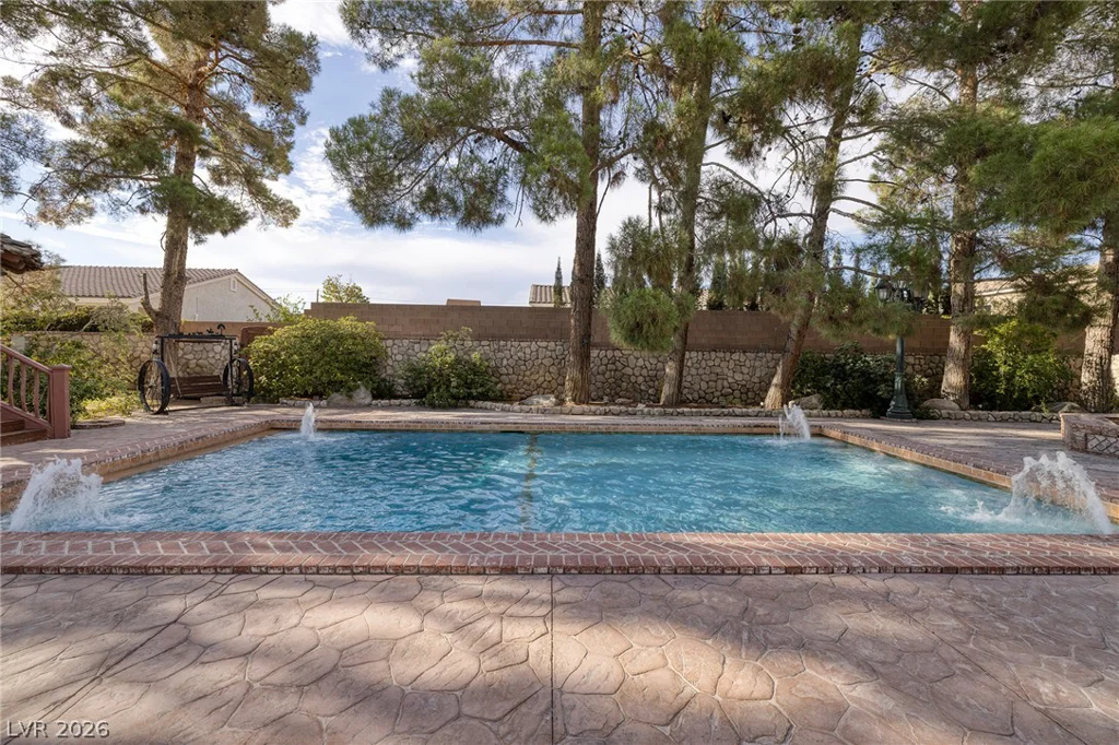 8213 Rancho Destino, Las Vegas, NV 89123