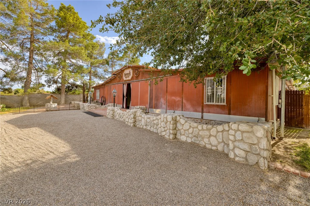 8213 Rancho Destino, Las Vegas, NV 89123