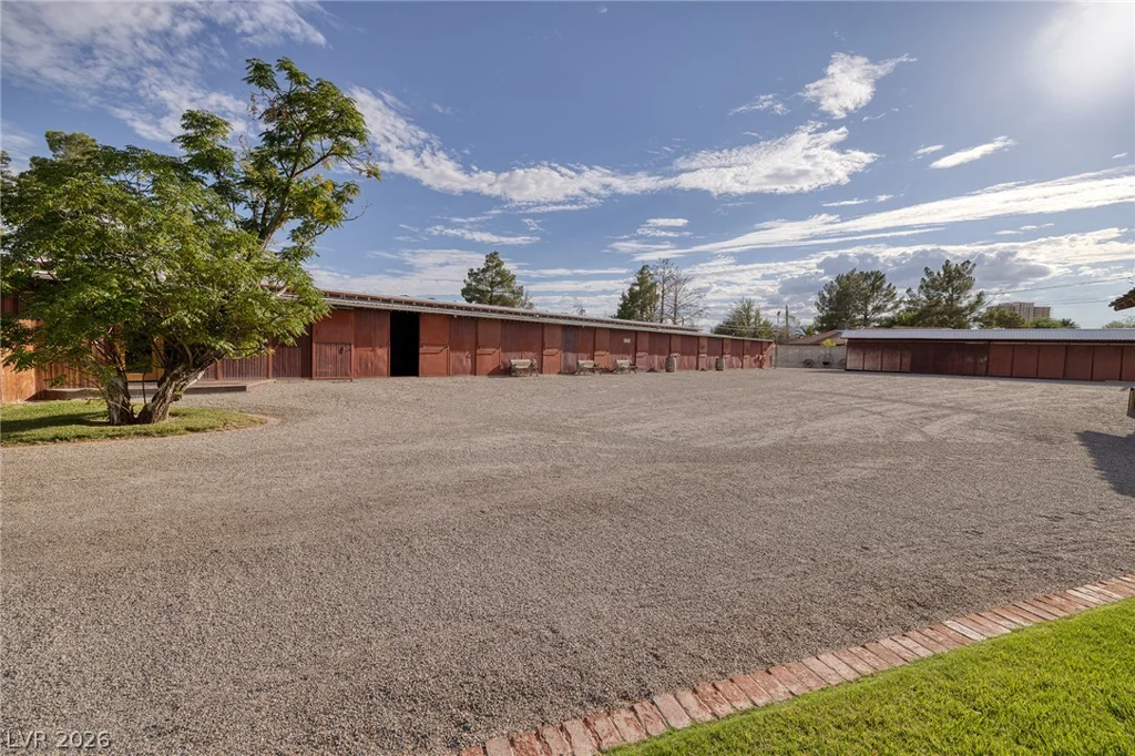 8213 Rancho Destino, Las Vegas, NV 89123