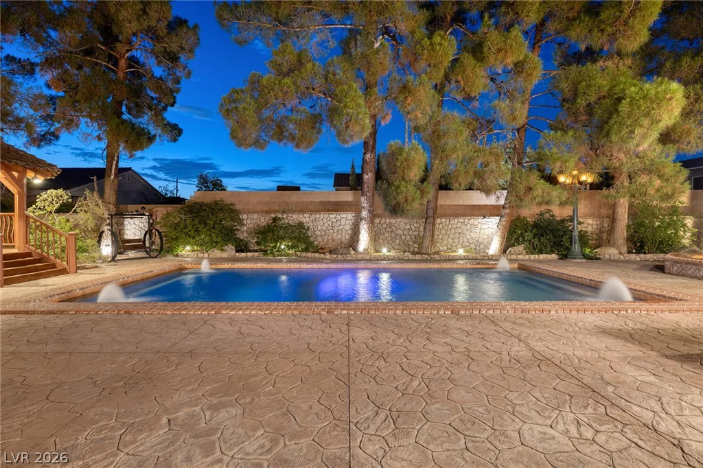 8213 Rancho Destino, Las Vegas, NV 89123