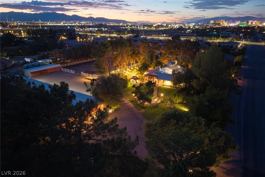 8213 Rancho Destino, Las Vegas, NV 89123