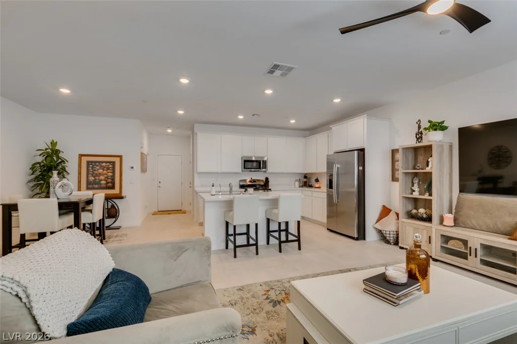 1535 Maria Crossing, Henderson, NV 89002