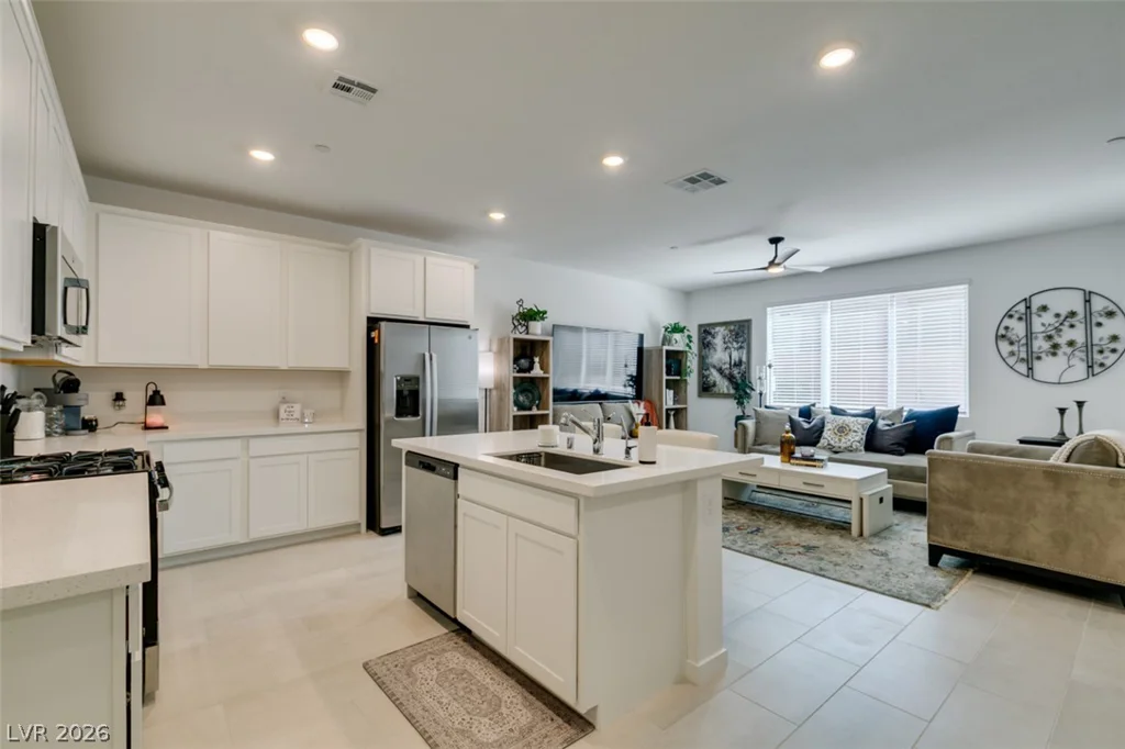1535 Maria Crossing, Henderson, NV 89002