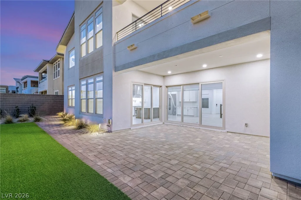 5022 Slatestone, Las Vegas, NV 89135