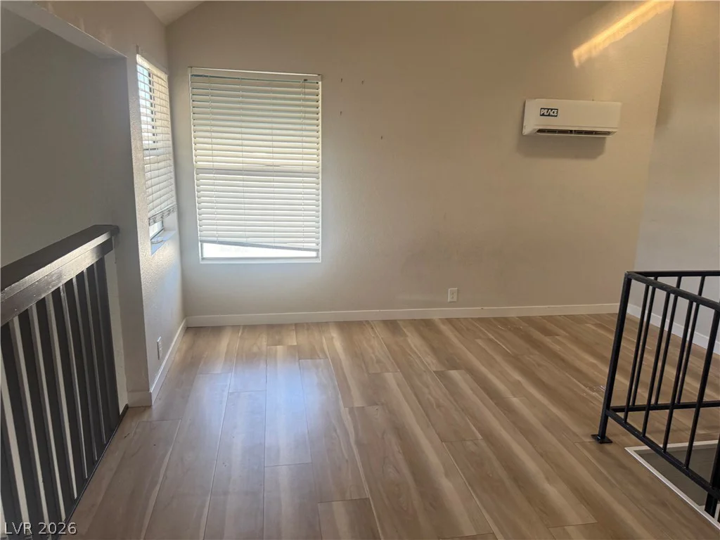 530 Elm, Las Vegas, NV 89169