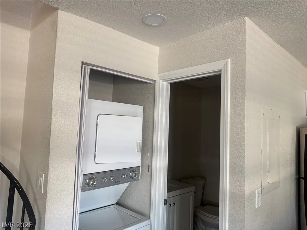 530 Elm, Las Vegas, NV 89169