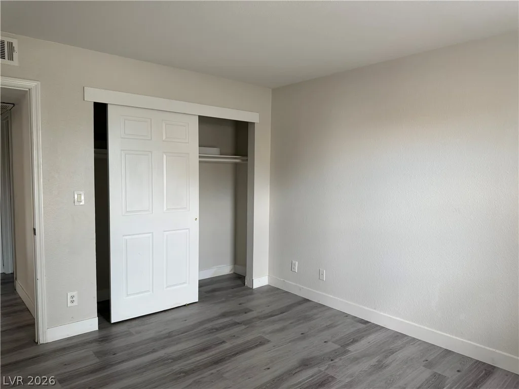 2966 Juniper Hills, Las Vegas, NV 89142