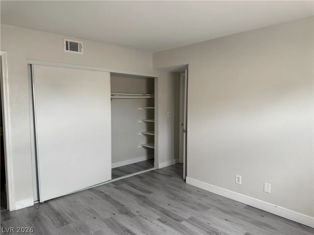 2966 Juniper Hills, Las Vegas, NV 89142
