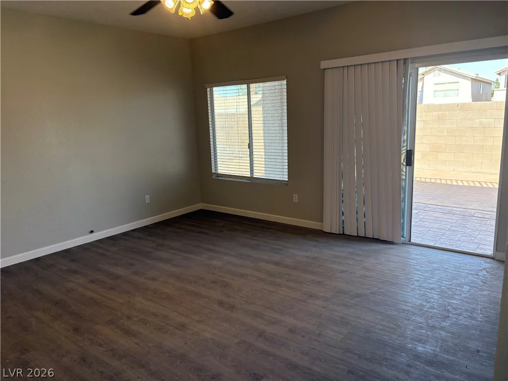4520 Grand Rock, North Las Vegas, NV 89081