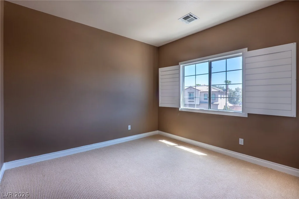 8106 Bear Clan, Las Vegas, NV 89131