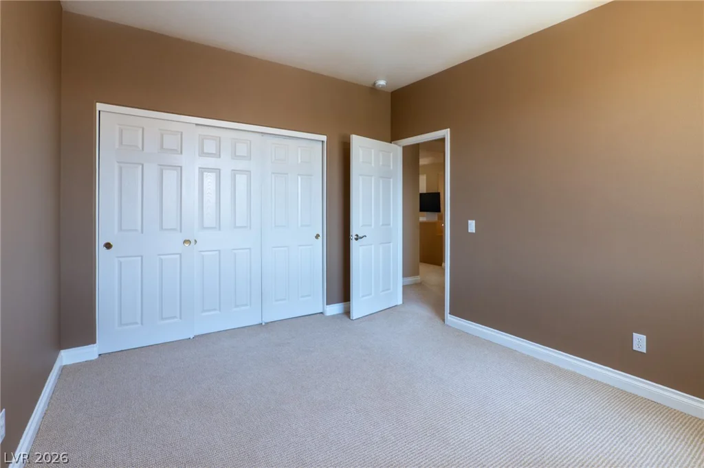 8106 Bear Clan, Las Vegas, NV 89131