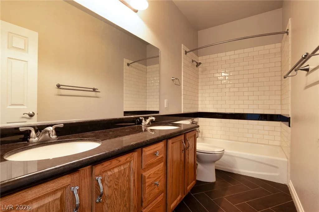 8106 Bear Clan, Las Vegas, NV 89131