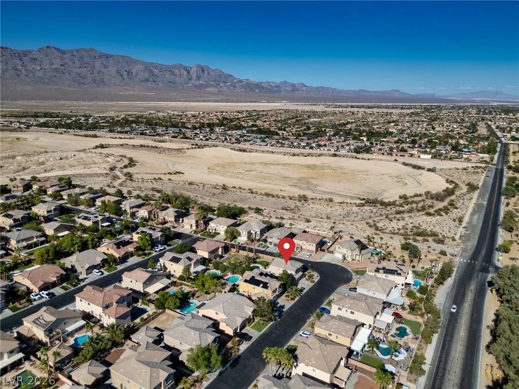 8106 Bear Clan, Las Vegas, NV 89131
