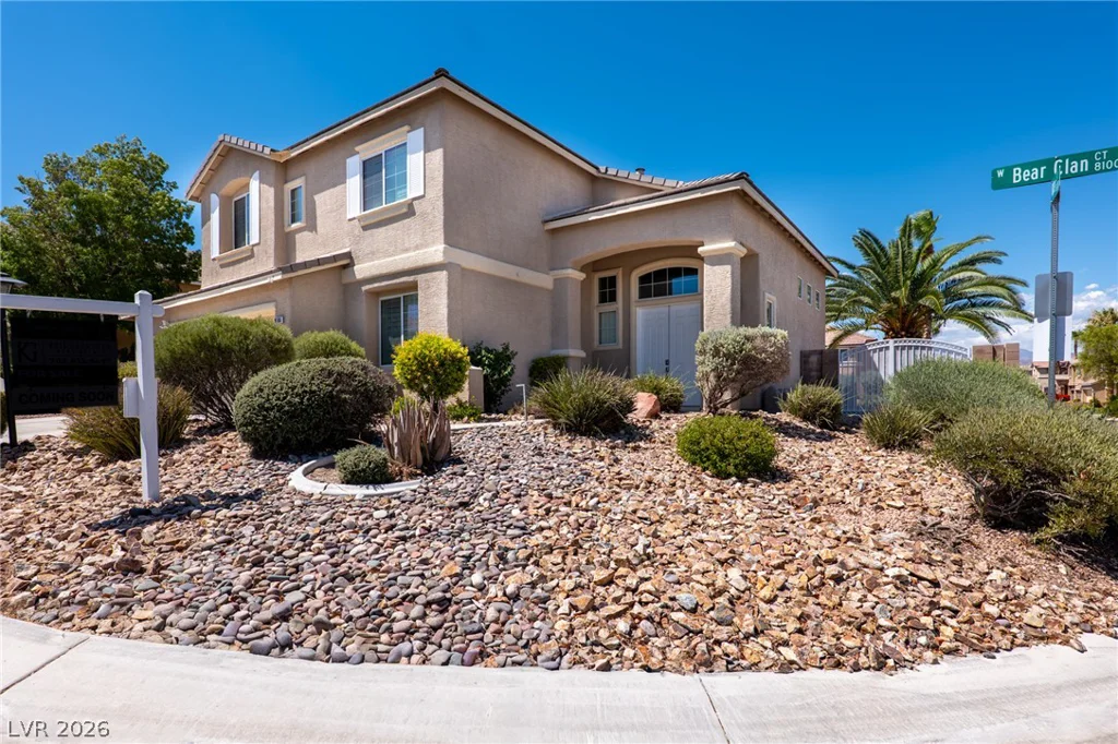 8106 Bear Clan, Las Vegas, NV 89131