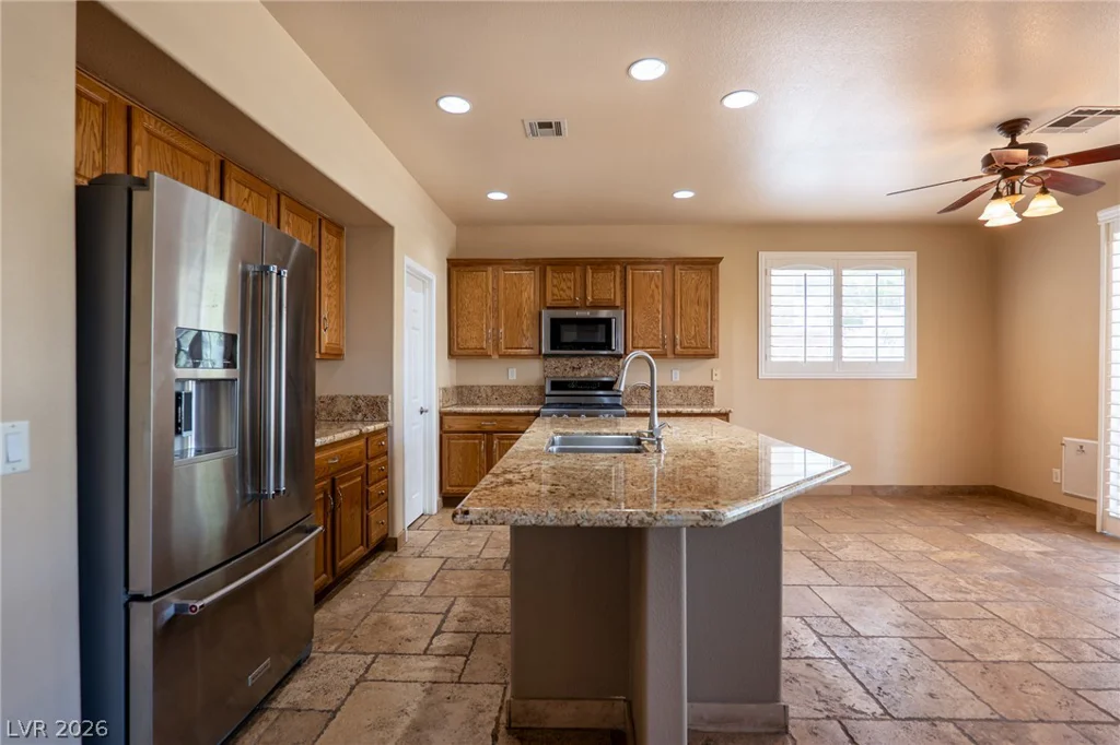 8106 Bear Clan, Las Vegas, NV 89131