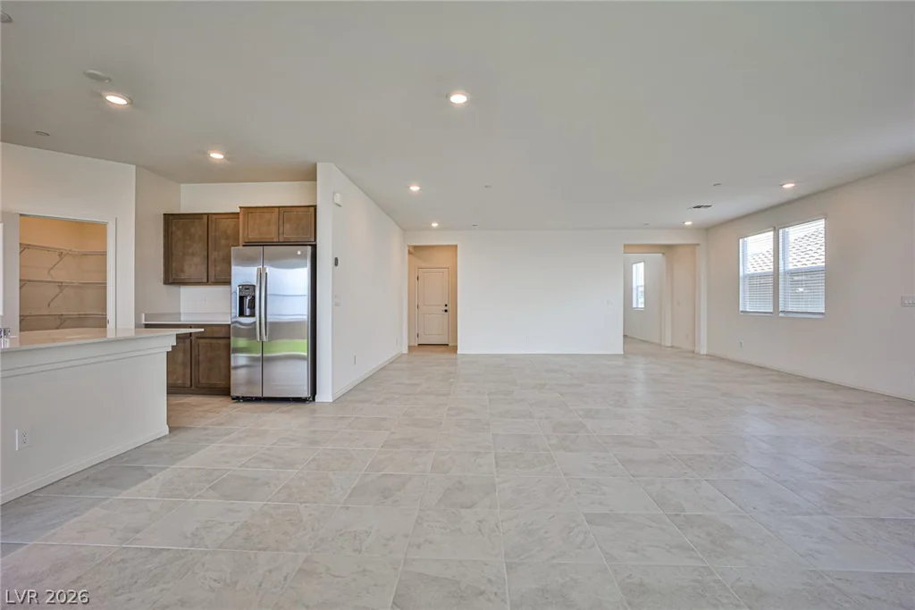 5620 Hill Spire, Las Vegas, NV 89166
