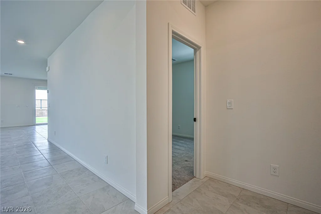 5620 Hill Spire, Las Vegas, NV 89166