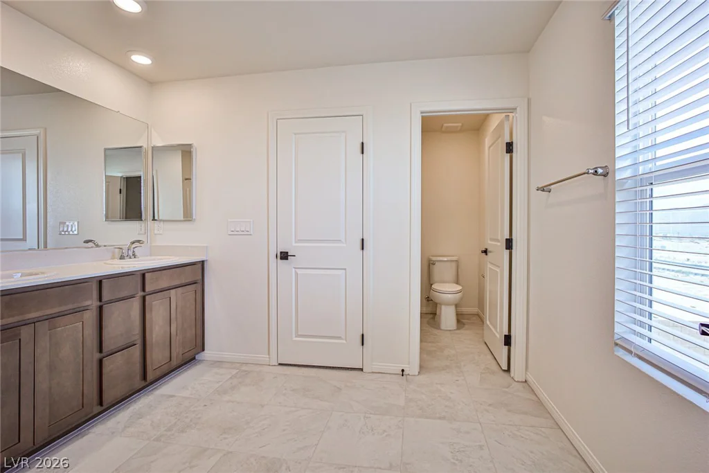 5620 Hill Spire, Las Vegas, NV 89166