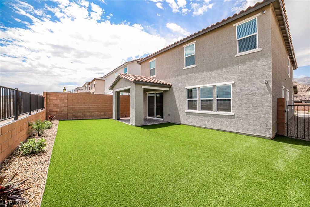 5620 Hill Spire, Las Vegas, NV 89166