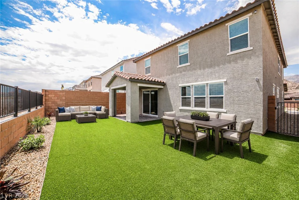 5620 Hill Spire, Las Vegas, NV 89166