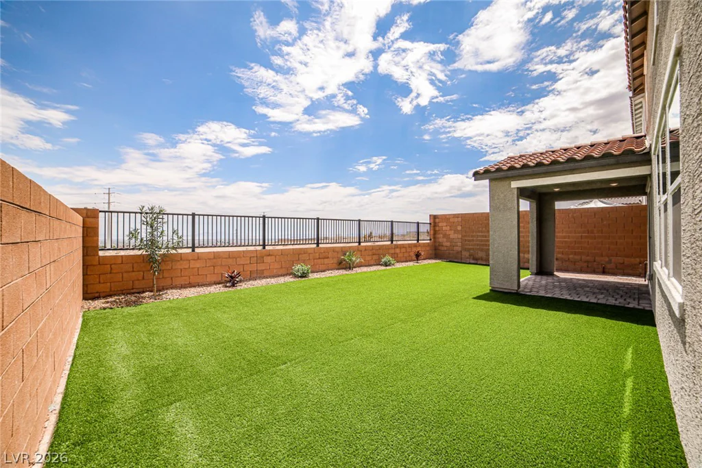 5620 Hill Spire, Las Vegas, NV 89166